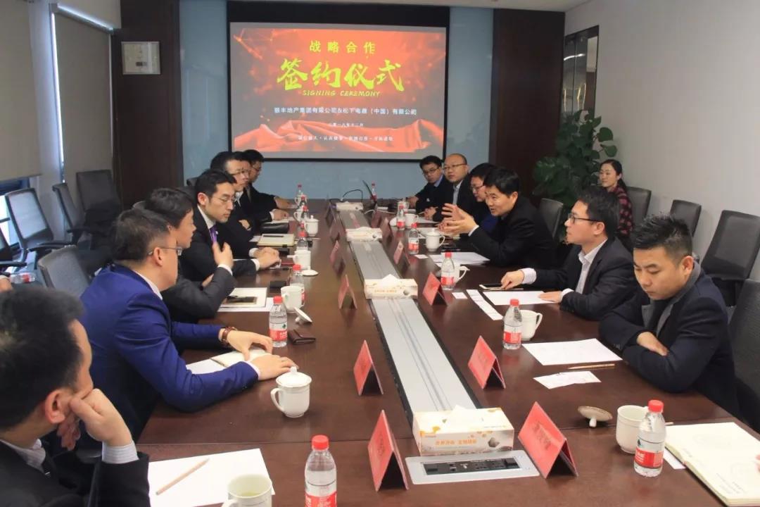 1545289475545908.jpg 2.jpg